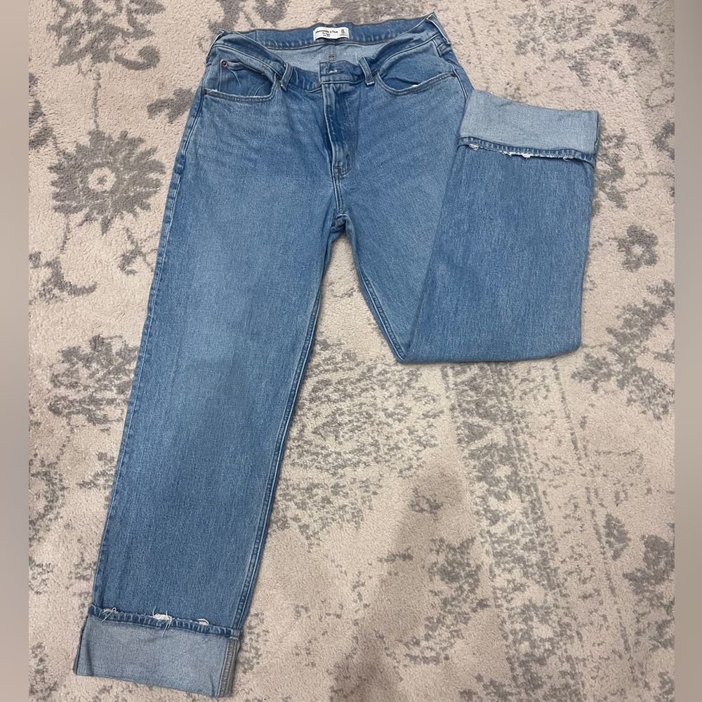 Abercrombie & Fitch Blue Ankle Cropped Jeans